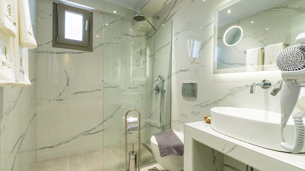 Estelle Family Luxury Apartments & Suites Gerakini Esterno foto