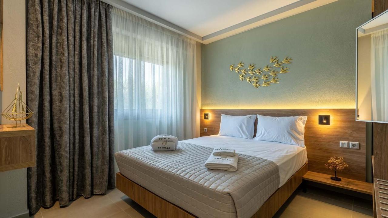 Estelle Family Luxury Apartments & Suites Gerakini Esterno foto